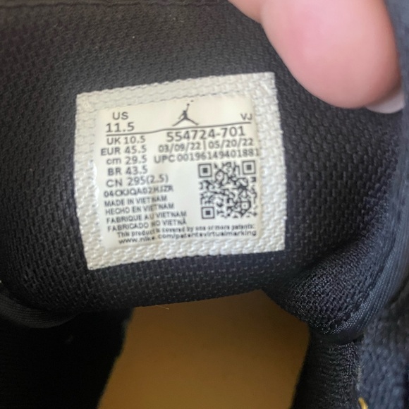Rare Nike Air Jordan‎ Mid Taxi 2022 Black/Yellow/White Sneakers. Men size 11.5 - Picture 6 of 9